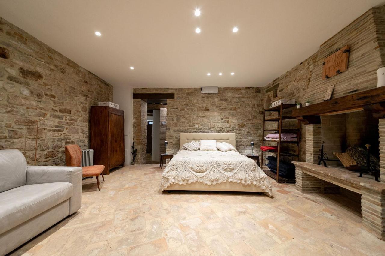 Ferienwohnung Mamihouse Gubbio Exterior foto
