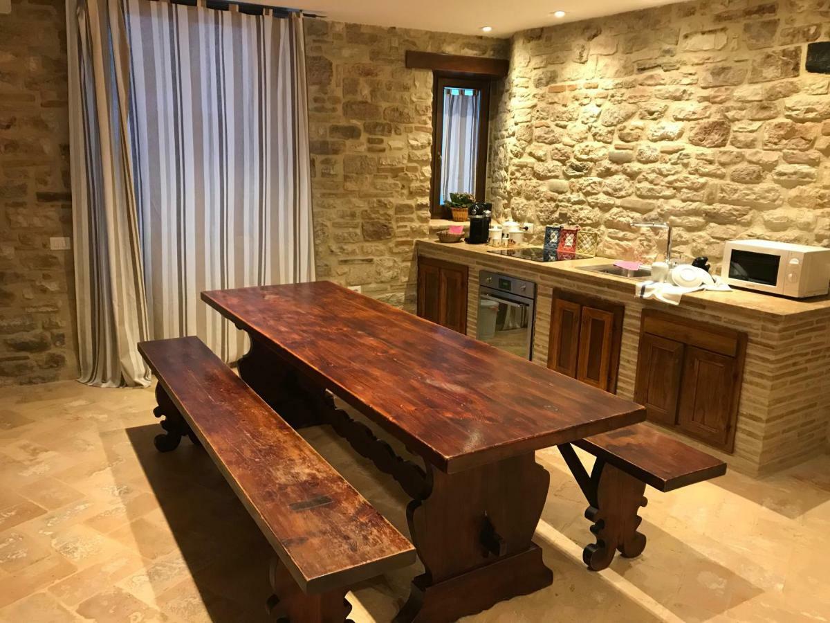 Ferienwohnung Mamihouse Gubbio Exterior foto