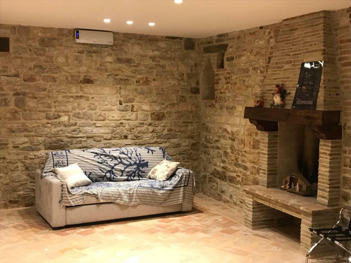 Ferienwohnung Mamihouse Gubbio Exterior foto