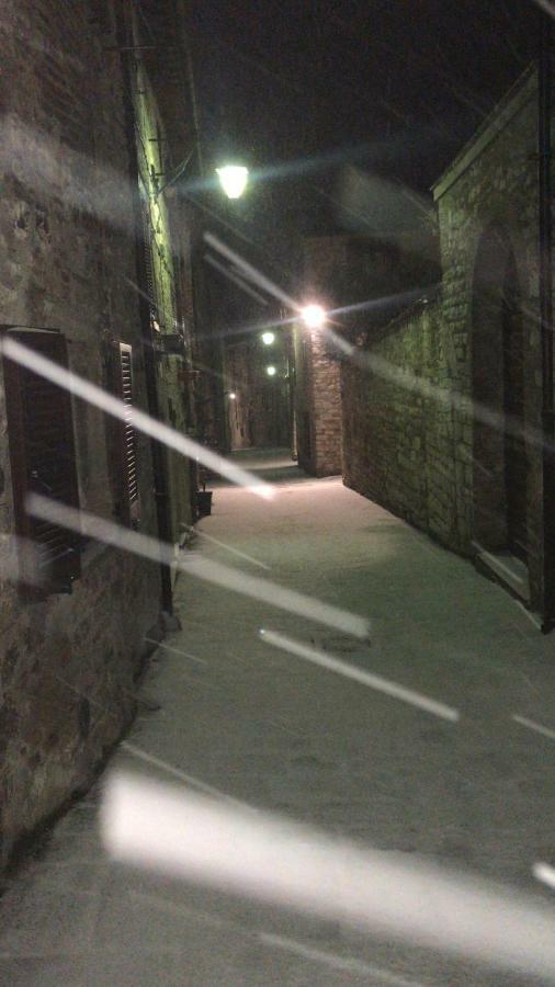 Ferienwohnung Mamihouse Gubbio Exterior foto
