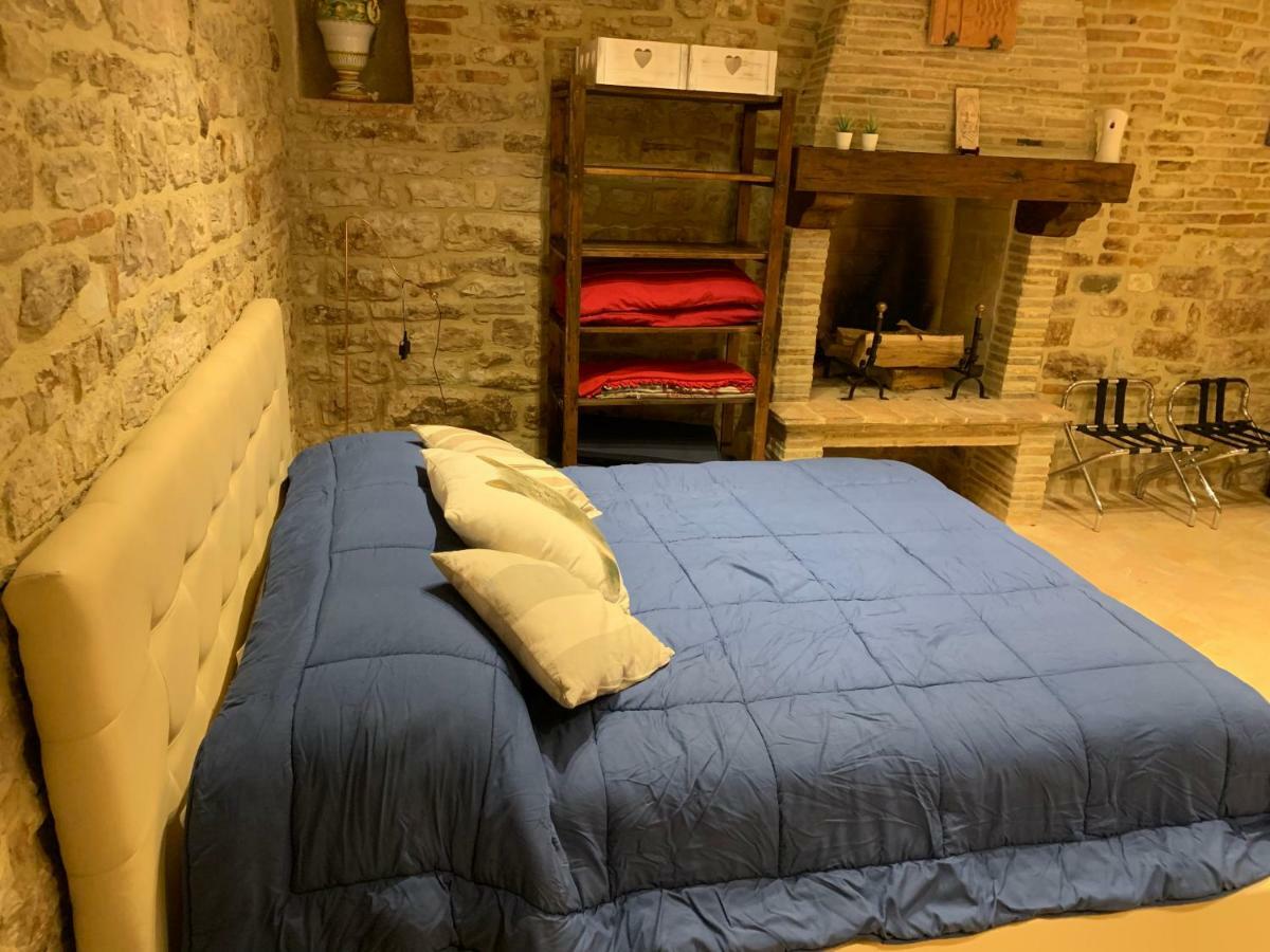 Ferienwohnung Mamihouse Gubbio Exterior foto