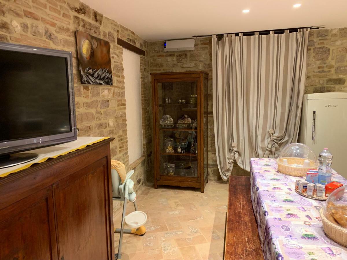 Ferienwohnung Mamihouse Gubbio Exterior foto