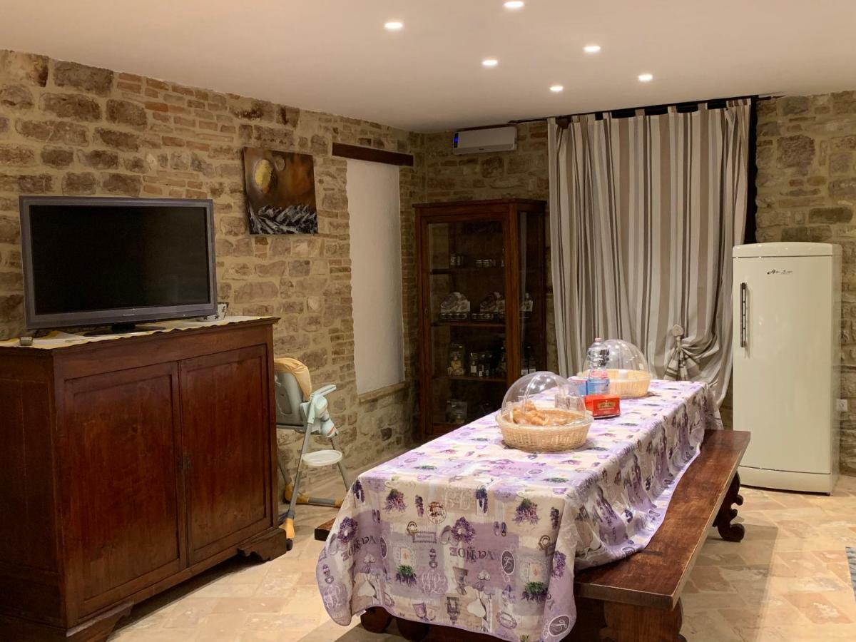 Ferienwohnung Mamihouse Gubbio Exterior foto